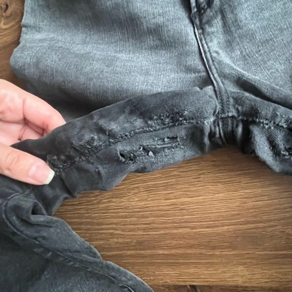 FREE A & F Black Curve Love High Rise Super Skinny Ankle Denim/Jeans - Picture 5 of 11